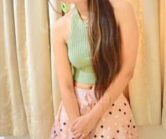 Call Girls In Noida Sector 17 Real Meet 9990331668 Escorts Service