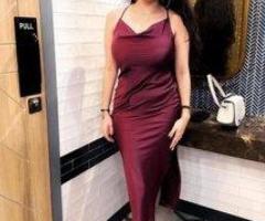 Low rate call girls service in gaur city Noida doorstep delivery - 2